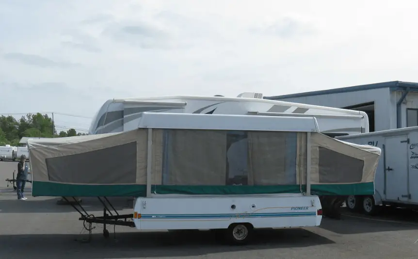 What to look for in a used pop up camper (19 useful tips)