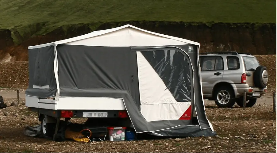 13 Tips on how to maintain a pop up camper (checklist)