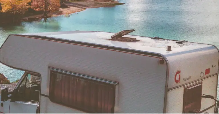 RV Roof Maintenance : Ultimate Guide For Beginners - Camper Grid