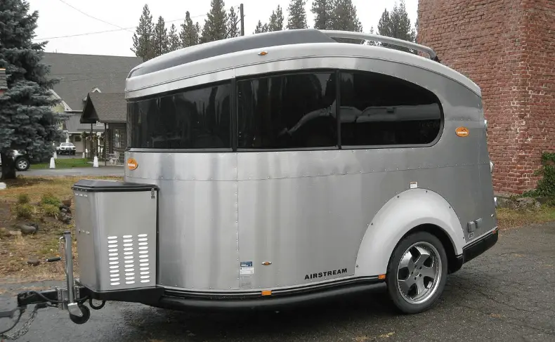 mini travel trailer with bathroom