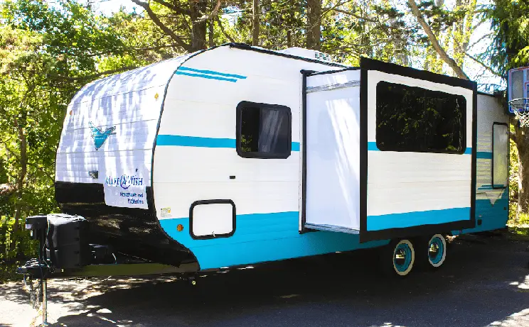 12 Reasons why you should not buy a Travel Trailer